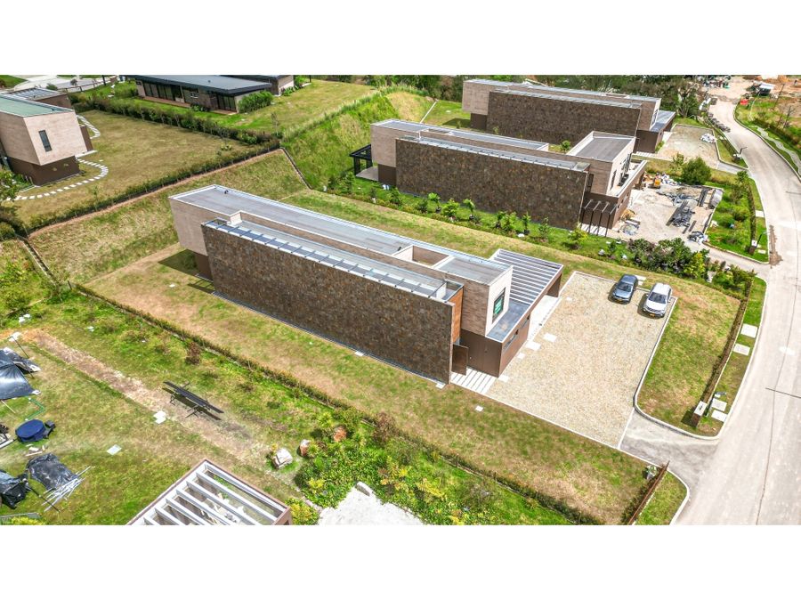 Beautiful single family home in Alto de Las Palmas